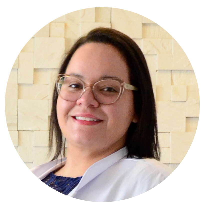 Foto da especialista tres para nutrir